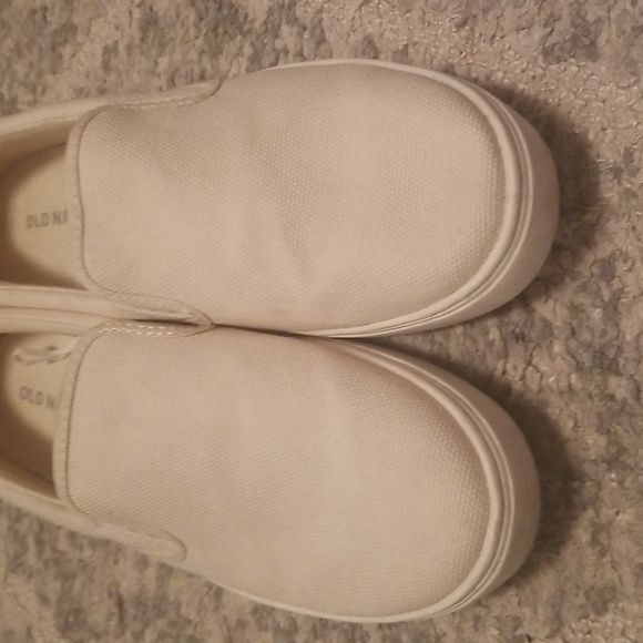 Old Navy Slip-On Sneakers - Picture 2 of 8